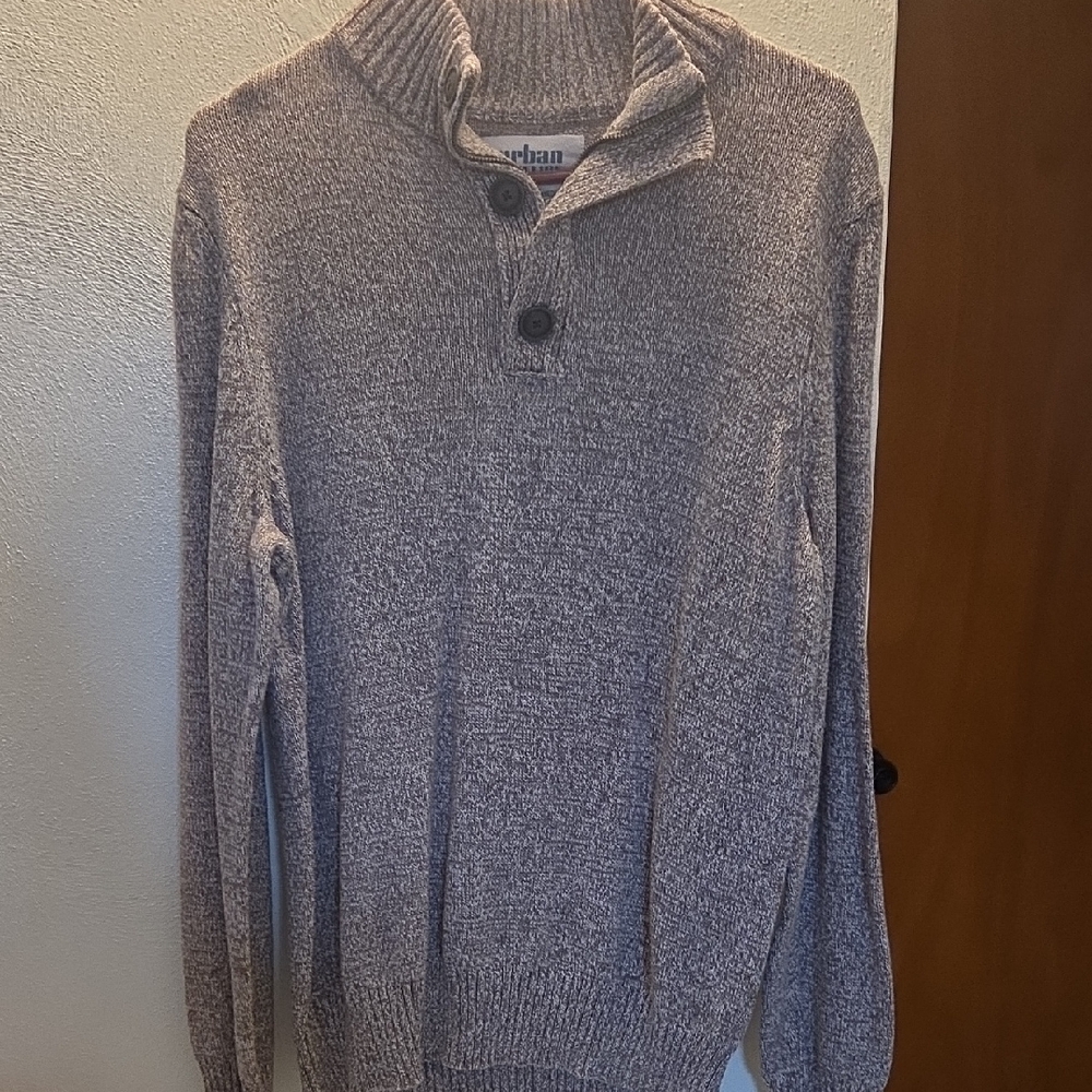 Urban Outfitters Men's Turtleneck Sweater in Brown & White speckled.p